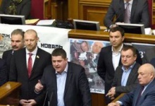 «Народний фронт» вийшов з коаліції – розпуску парламенту не буде
