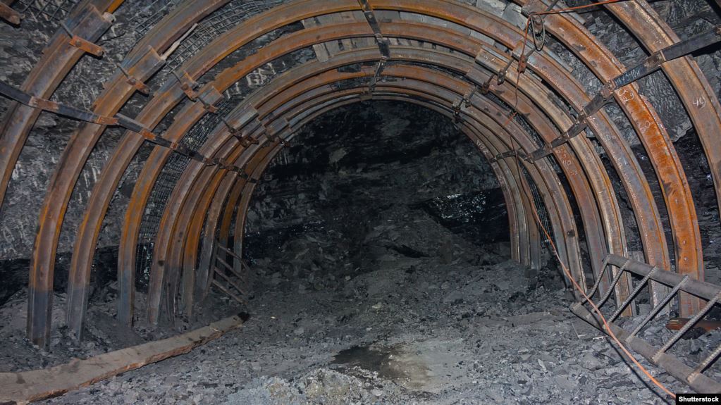 На Львівщині через обвал на шахті загинули двоє чоловіків
