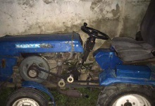 На Рівненщині злодії краденим трактором перевозили металобрухт