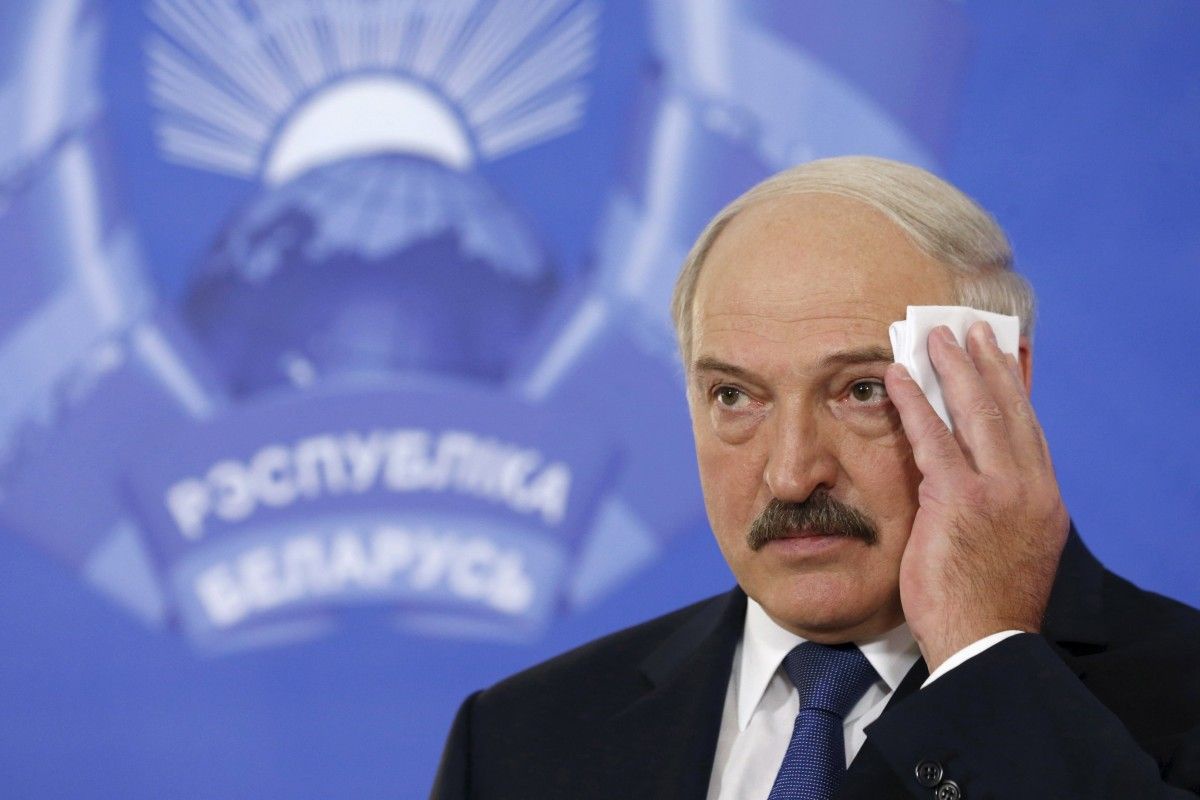 «Бацька» пригрозив розігнати білоруський Гідрометцентр