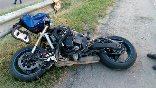 На Волині мотоцикл зіткнувся з авто: двоє постраждалих