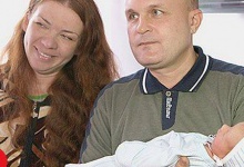 Віддав дружині свою нирку, а вона йому подарувала омріяну донечку