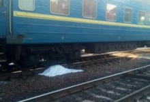Під колесами потяга «Ковель–Харків» загинула жінка