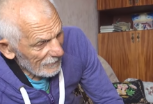 Лучанка прихистила 90-річного дідуся, який жив на залізничному вокзалі