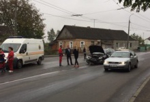 У Луцьку - аварія за участі трьох авто