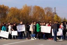 На трасі Ковель-Київ протестують вчителі