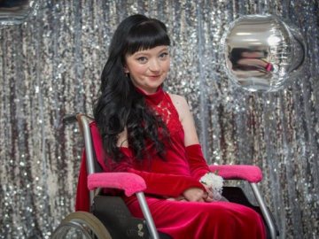 Волинянка увійшла в фінал конкурсу краси для дівчат на інвалідних візках