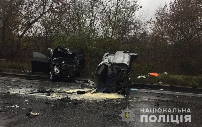 У ДТП в Києві авто розірвало навпіл: загинула жінка
