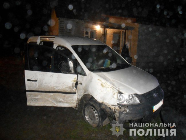На Рівненщині під час аварії пасажир випав з авто і загинув