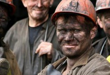 Волинським шахтарям нарешті видали зарплату, яку боргували кілька місяців