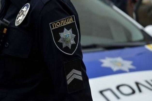 В Одесі утікач з психлікарні скинув патрульного з даху