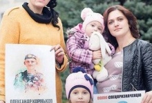 Звільнений з полону український військовий вперше побачив свою доньку
