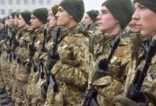 В Україні призиватимуть в армію з 18 років