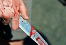 На Тернопільщині горе-батьки порізали ножем 8-річного сина