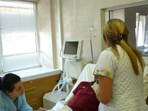 Пробите око, розрив слухового проходу: як у Дніпрі рятують важкопоранених захисників України