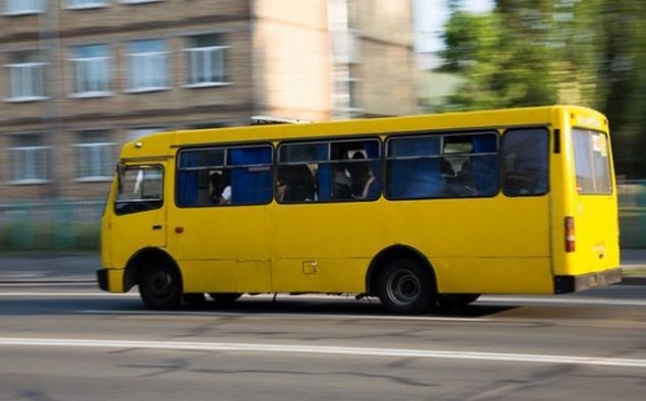У Луцьку зупиняють громадський транспорт