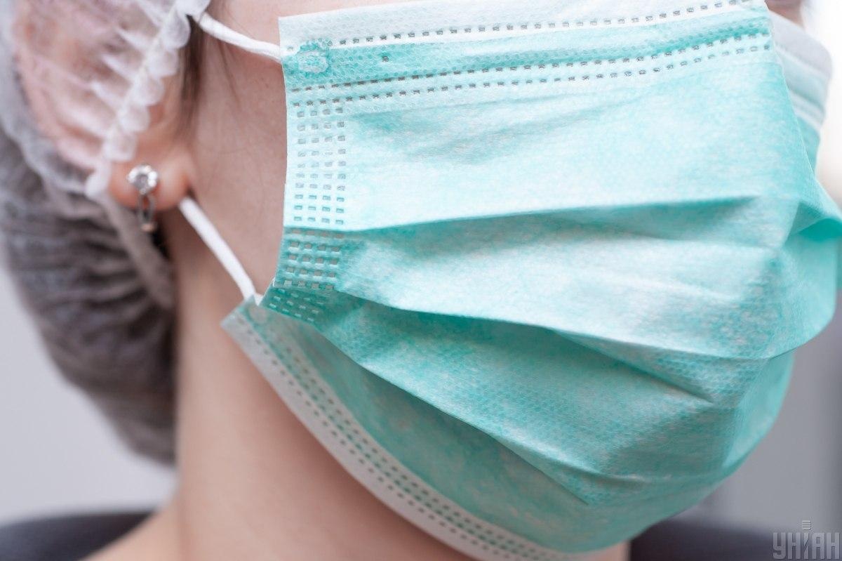 Конфінсковані на «Ягодині» захисні маски передадуть медикам