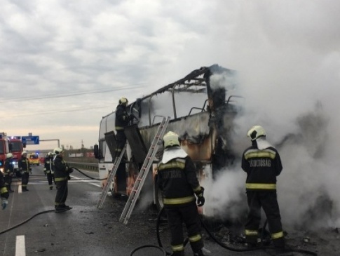 В Угорщині загорівся автобус з українцями
