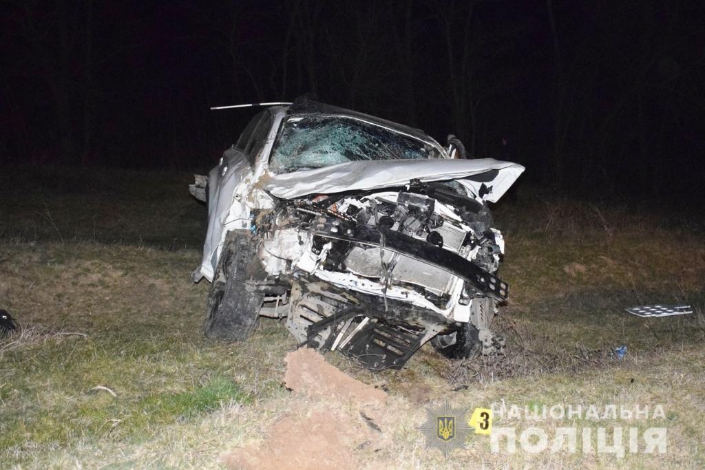 На Вінниччині через неповнолітнього водія загинули дві людини