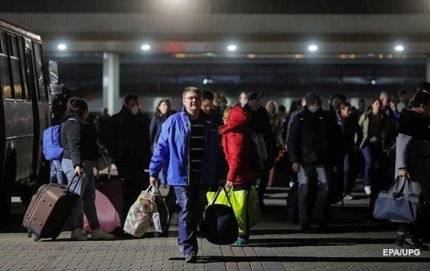 Ще понад 11 тисяч українців хочуть повернутися з-за кордону