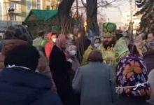 У центрі Рівного РПЦ провела масове освячення верби