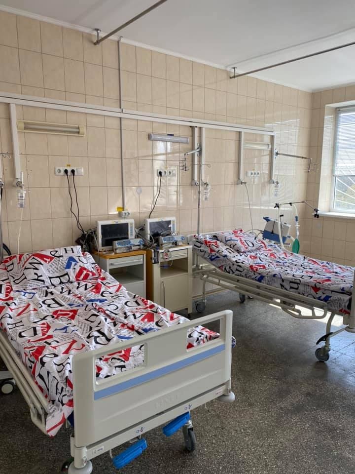 Лікарня в Боголюбах прийняла перших важких хворих на коронавірус