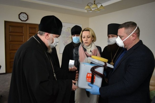 Погуляйко подякував священникам РПЦ, які передали екпрес-тести від нардепа Новинського