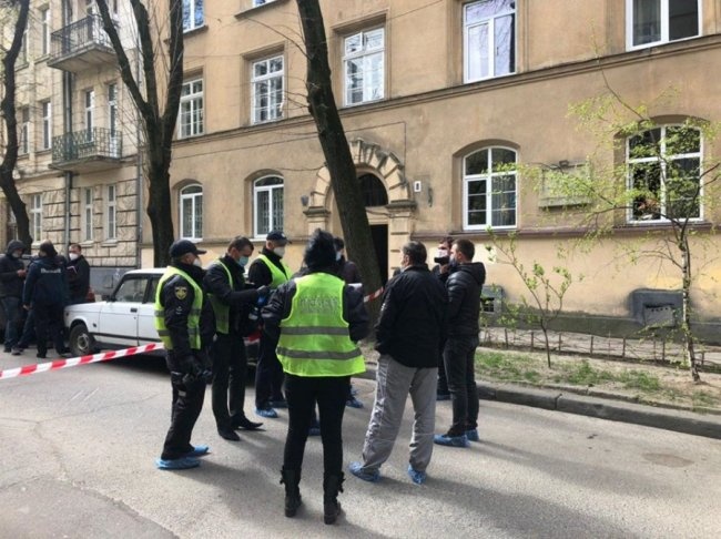 У Львові невідомі у балаклавах застрелили чоловіка