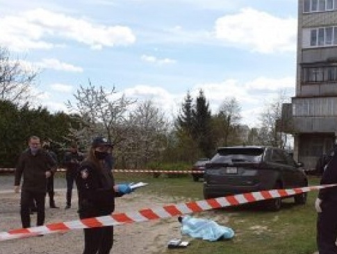 Чоловік, якого знайшли мертвим у Луцьку,  працював в «Ощадбанку»