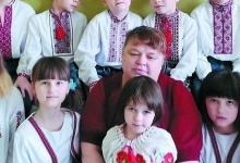 На Львівщині подружжя виховує девятьох дітей-сиріт