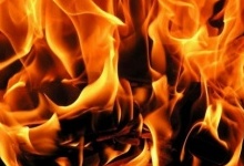 На Миколаївщині пенсіонерка облила себе бензином і підпалила