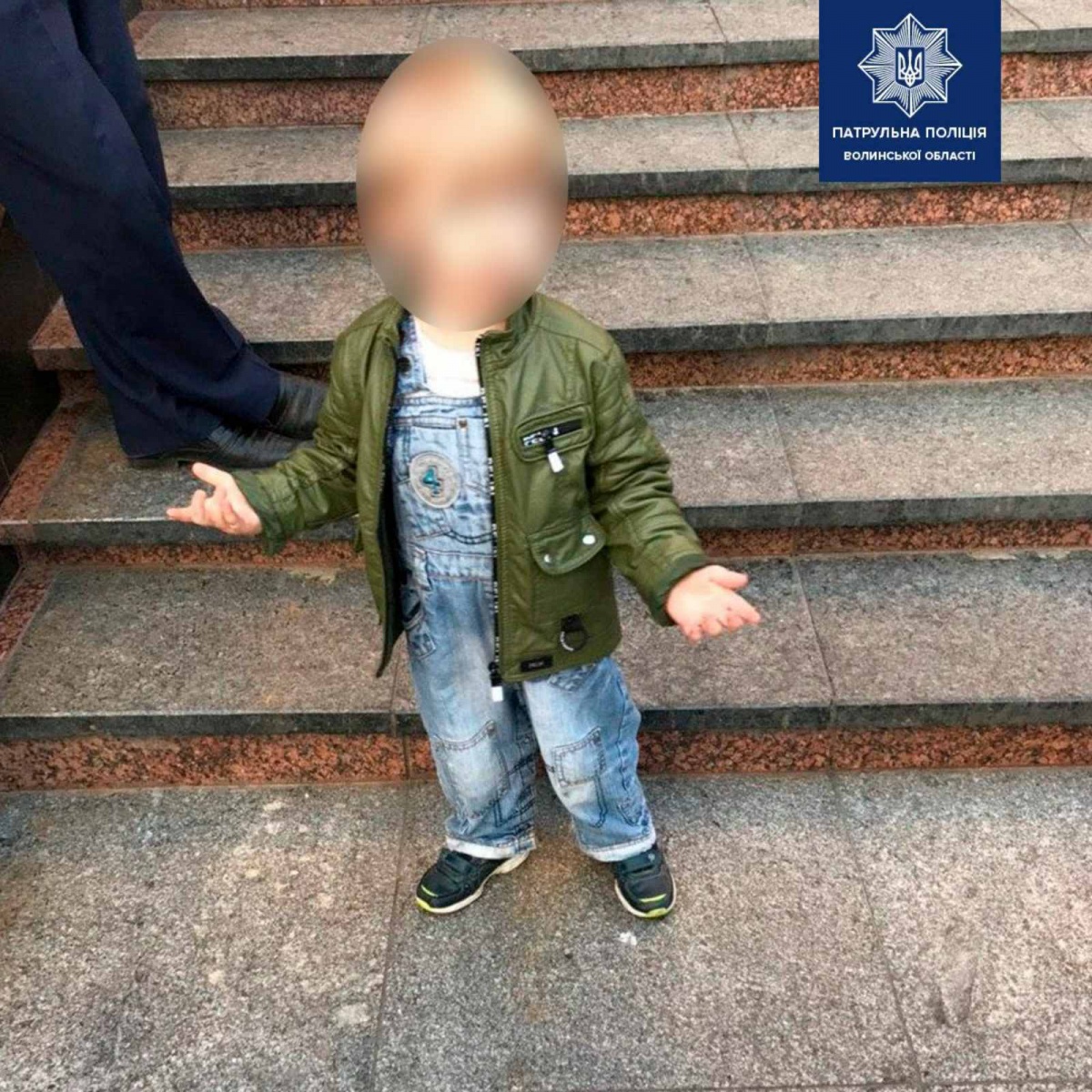 У Луцьку 3-річний хлопчик сам гуляв містом