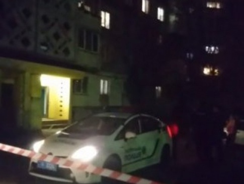 На Львівщині підліток випав з вікна 9 поверху і загинув