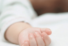 Стан немовляти померлої у Луцьку багатодітної матері з Рівненщини