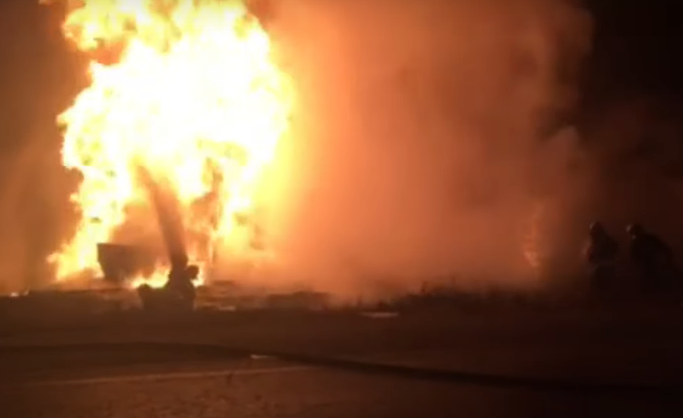 На Черкащині спалахнув бензовоз: загинув водій