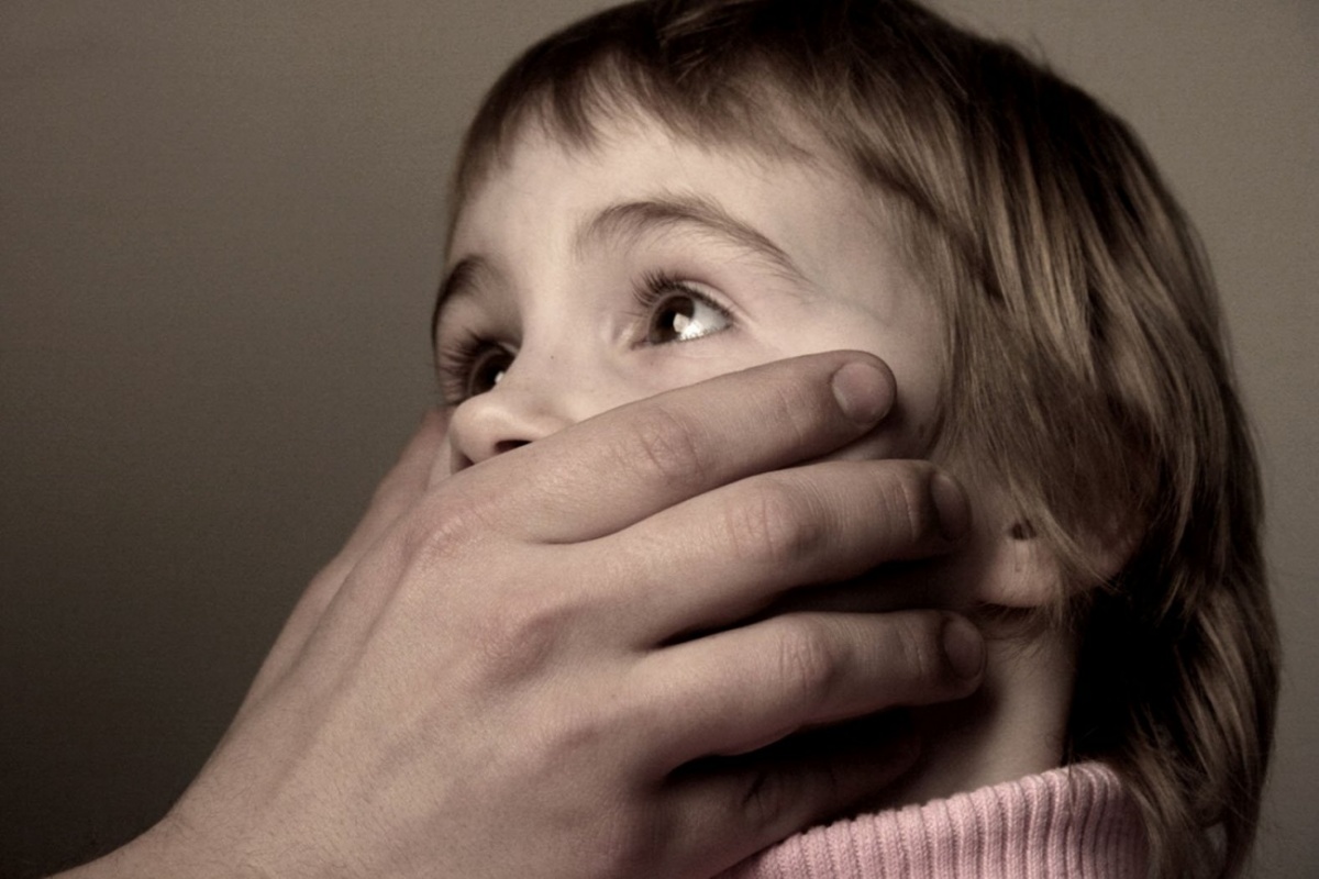 В Італії «проповідник» ґвалтував дітей і жінок 30 років