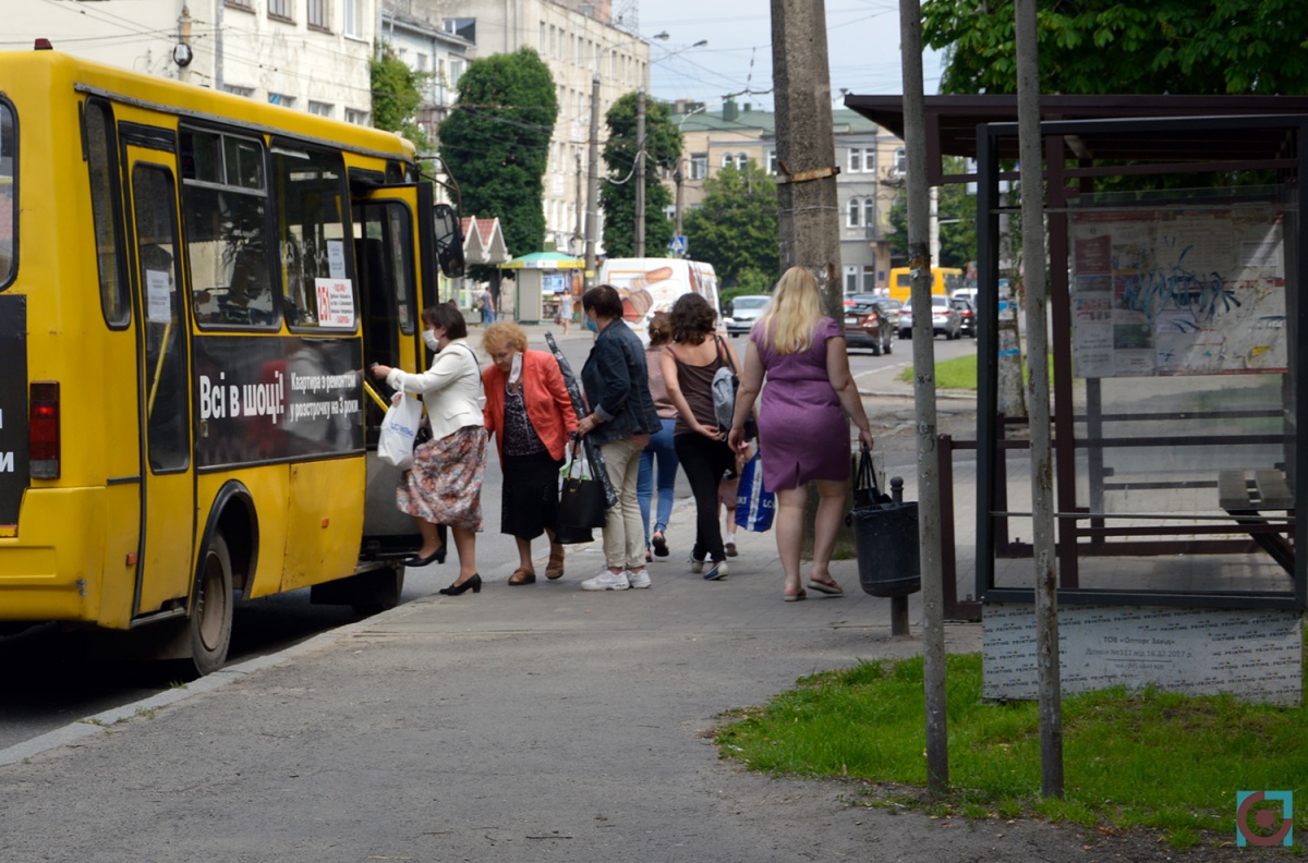 «Червоний рівень Луцька означає, що має бути зупинений громадський транспорт», – Поліщук