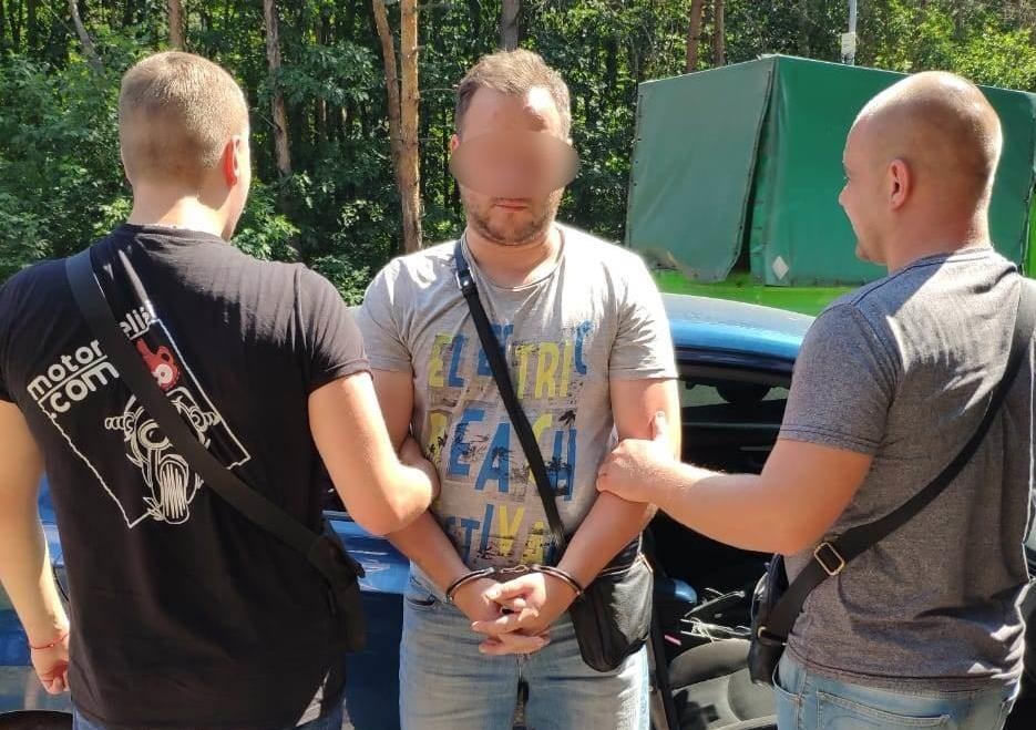 На Київщині конфлікт між водіями завершився стріляниною