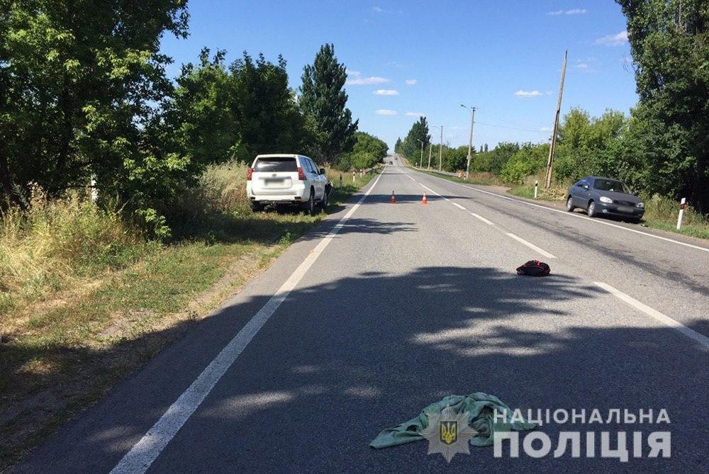 Смертельна ДТП на Донеччині: авто збило двох дітей на велосипеді