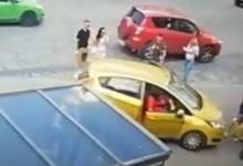 На Львівщині авто збило жінку, а потім ще й переїхало її