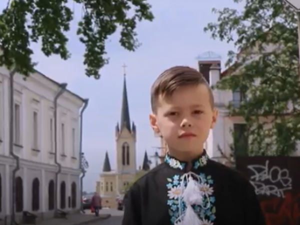 6-річний блогер з Луцька записав відео до Дня Незалежності