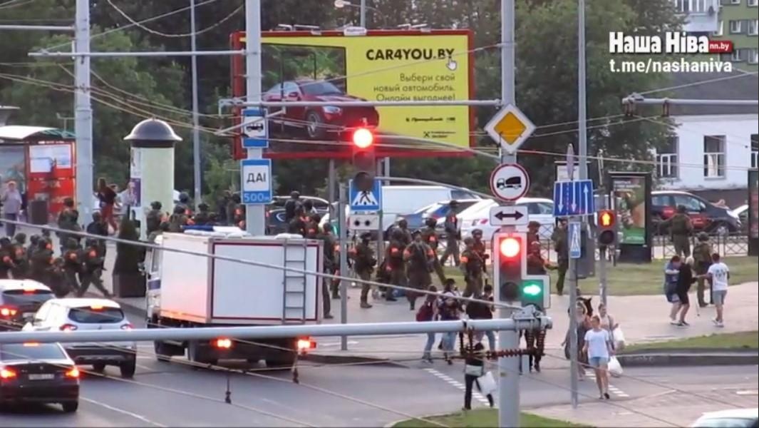 Білоруський спецпризначенець впритул вистрелив у журналістку