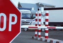 Іноземцям тимчасово заборонили в’їзд в Україну: є винятки