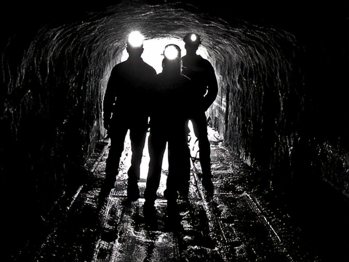 На Львівщині шахтарі третю добу страйкують під землею