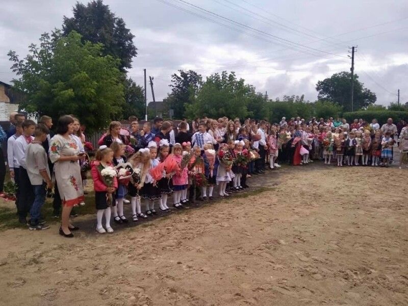 У селі на Волині відкрили оновлену школу
