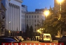 Біля Офісу Президента поліція затримала чоловіка з гранатою