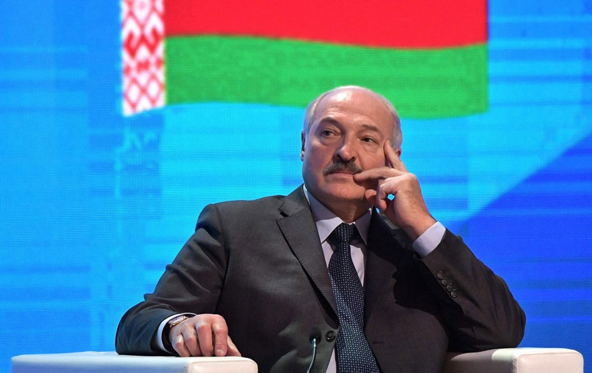 Лукашенко поставив умову проведення дострокових виборів