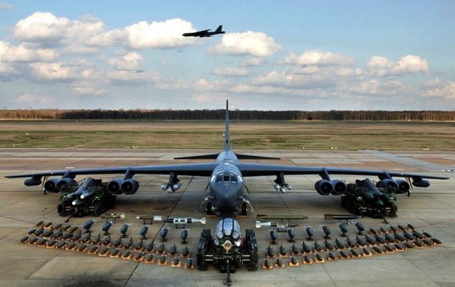 Американські бомбардувальники регулярно патрулюватимуть небо над Україною