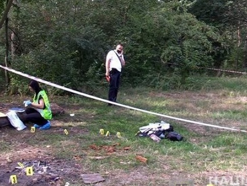 У Києві виявили тіло молодого чоловіка з перерізаним горлом