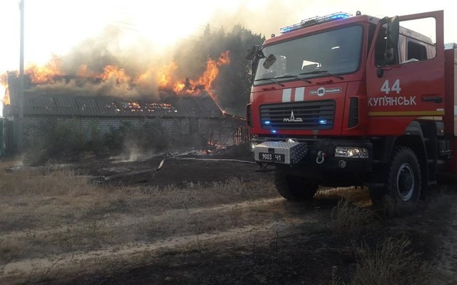 На Луганщині пожежна машина підірвалася на міні